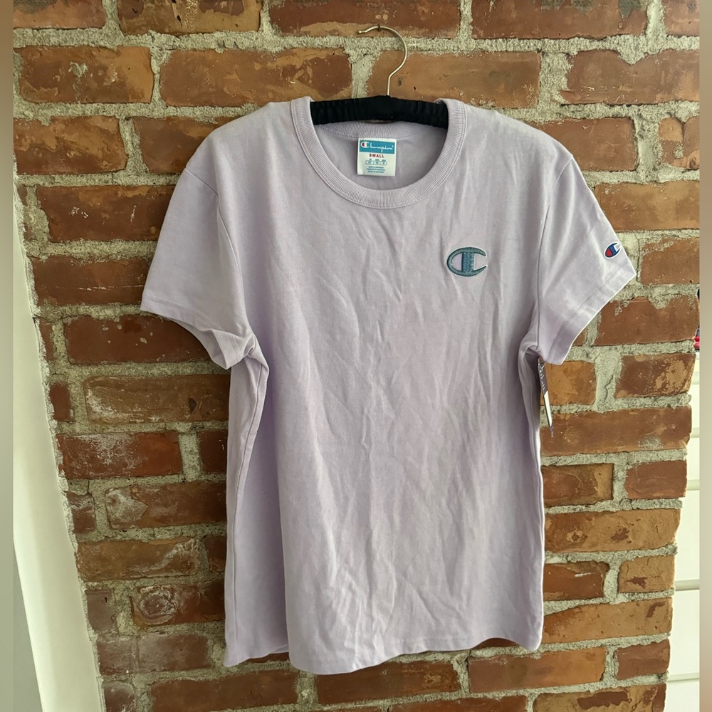 BNWT Champion Heritage collection tshirt